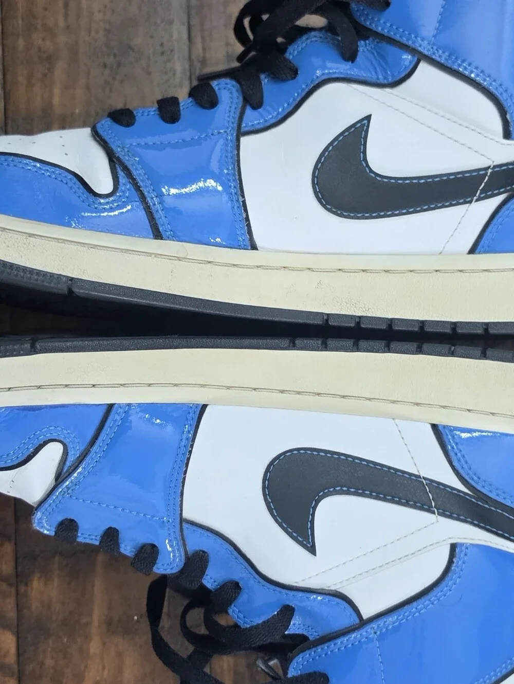 Air Jordan Men’s Blue and White Mid Sneakers